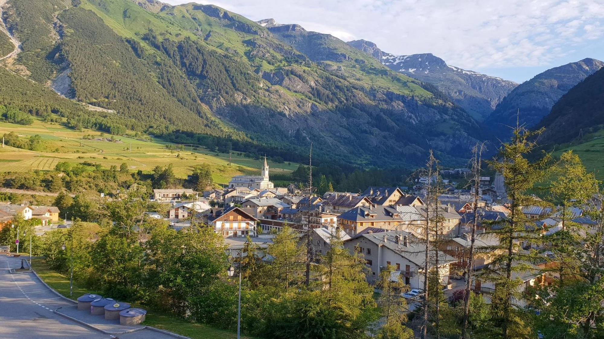 Aux Portes Du Parc National De La Vanoise Appartement Termignon Val Cenis Avec Wifi 外观 照片